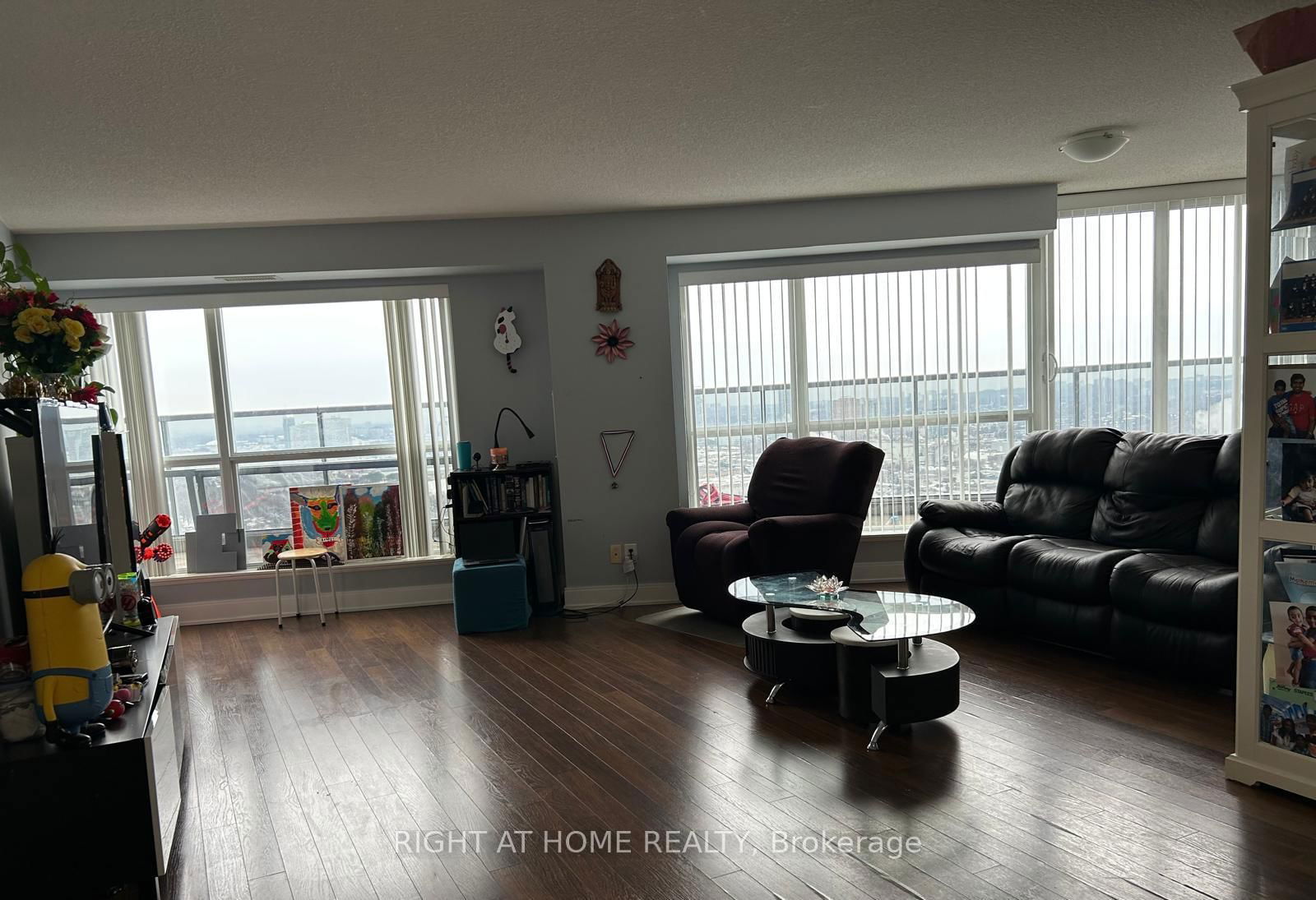 125 VILLAGE GREEN Sq, unit 3703 for rent