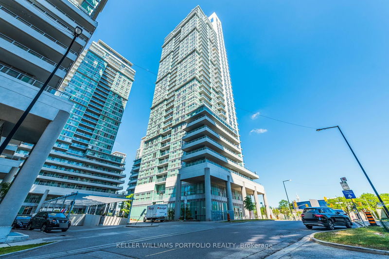 70 Town Centre Crt, unit 806 for rent