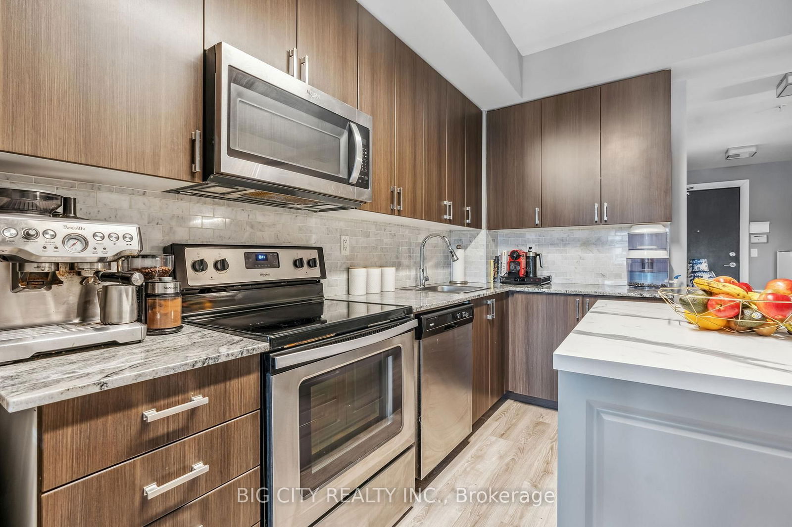 22 East Haven Dr, unit 202 for sale