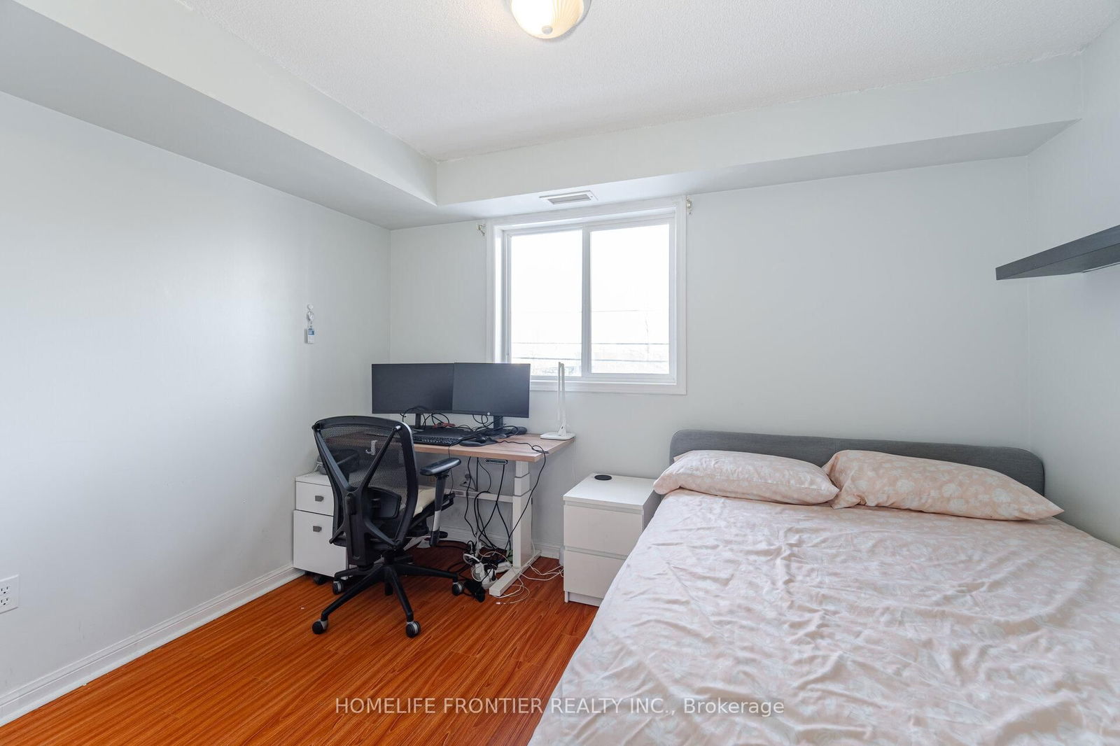 5225 Finch Ave, unit 313 for sale