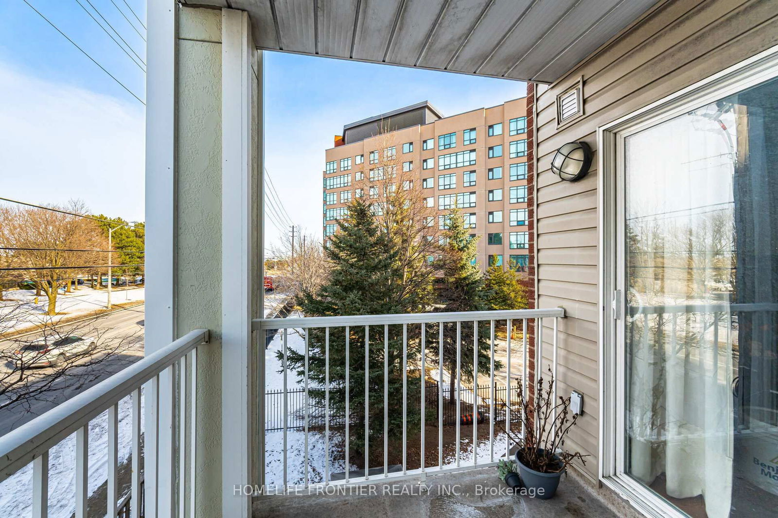 5225 Finch Ave, unit 313 for sale