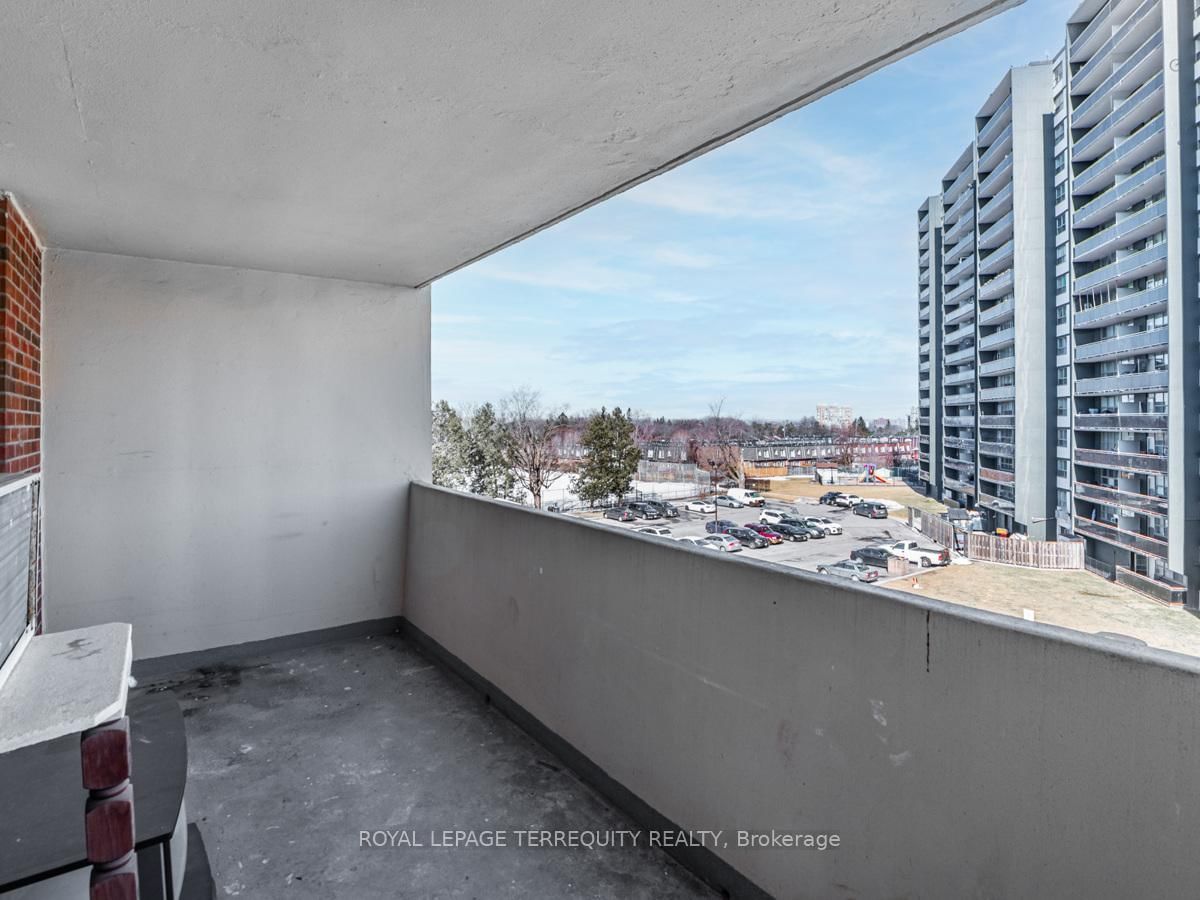 3420 Eglinton Ave E, unit 503 for sale