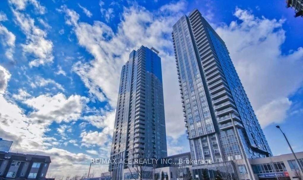 275 Village Green Sq, unit 420 for sale