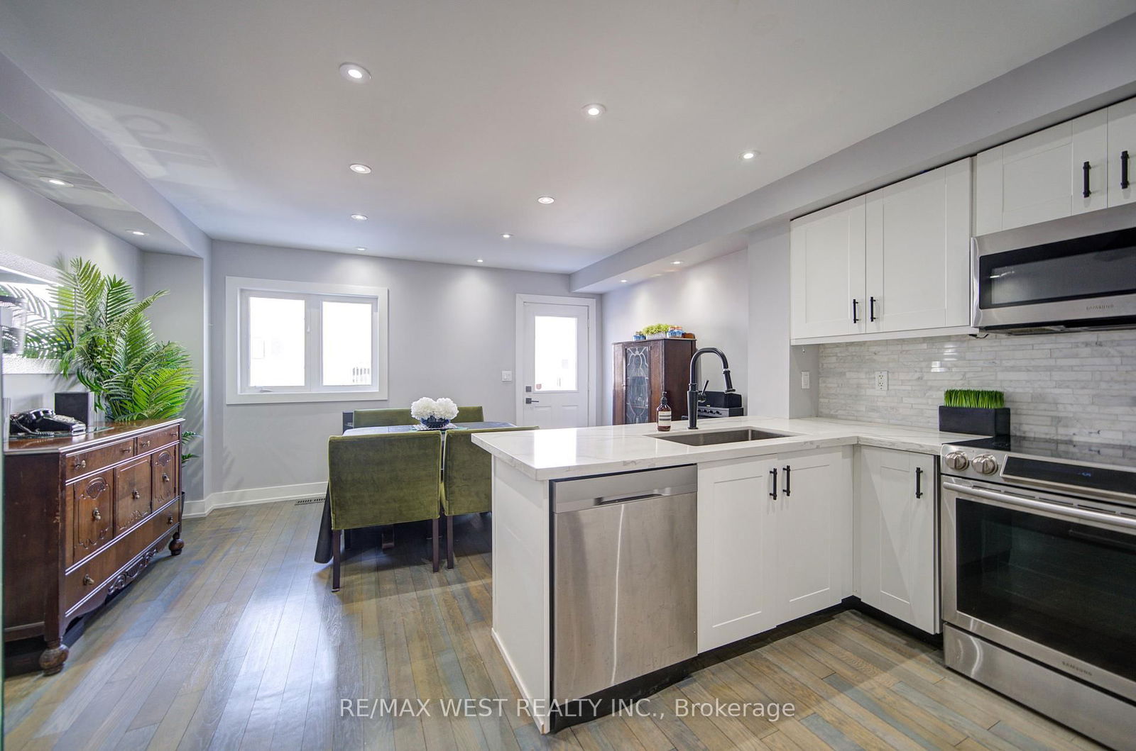 Strathmore Townhomes, Pickering, Toronto