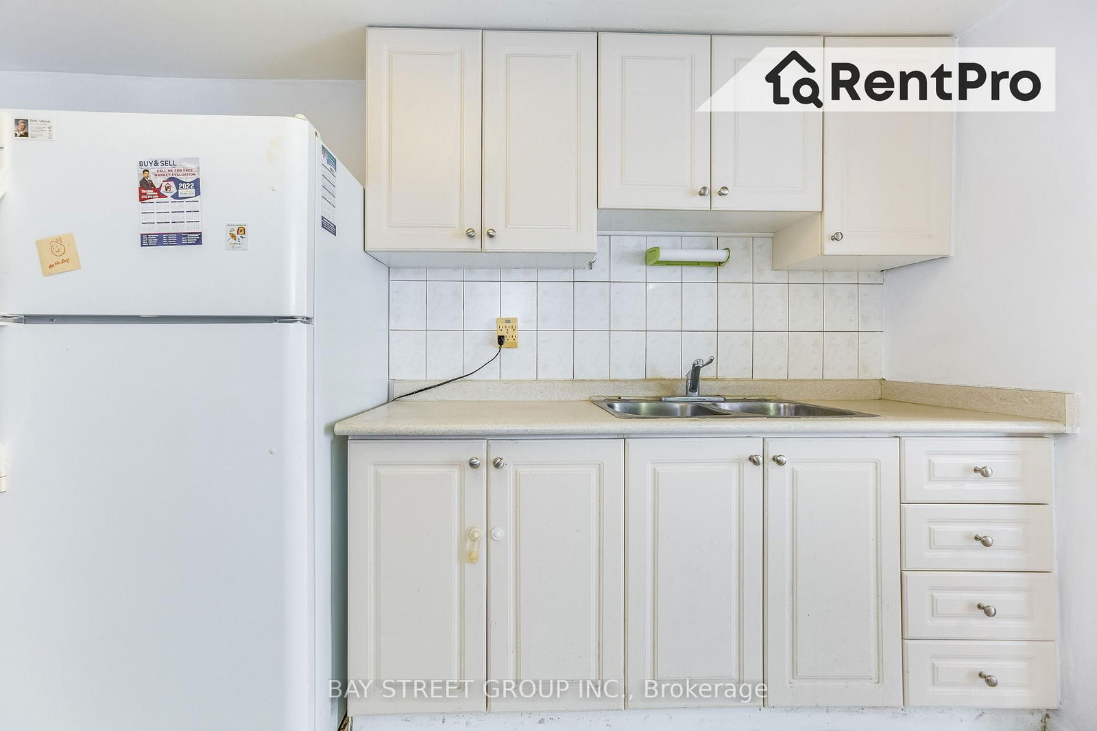 10 Stonehill Crt, unit 1207 for rent