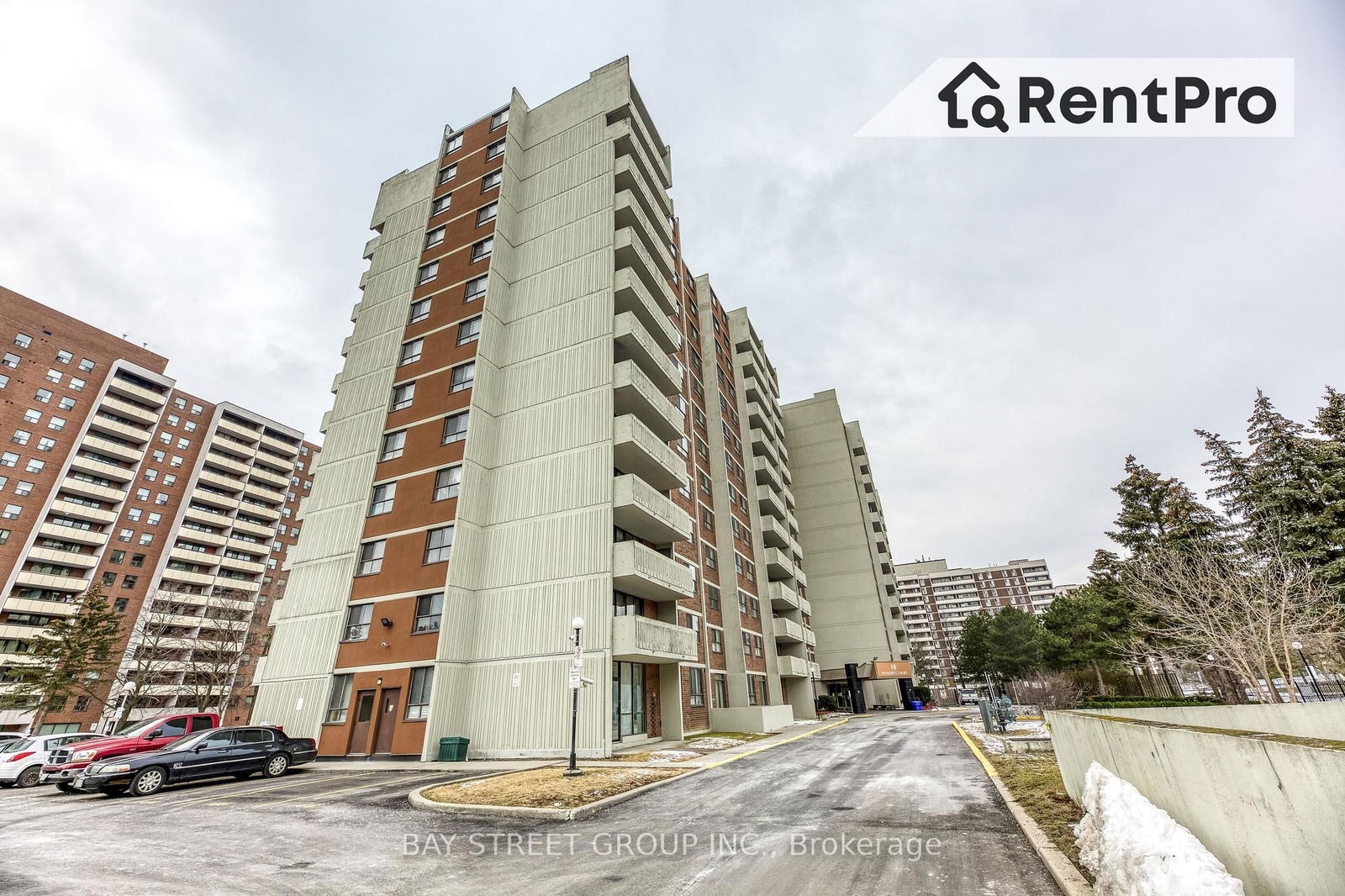 10 Stonehill Crt, unit 1207 for rent