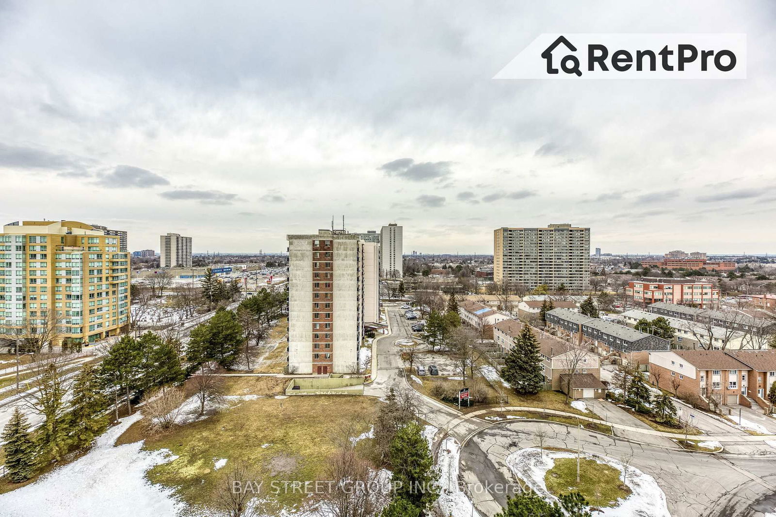 10 Stonehill Crt, unit 1207 for rent