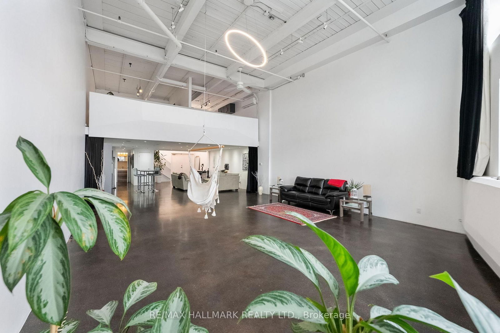 1173 Dundas St E, unit 226 for rent