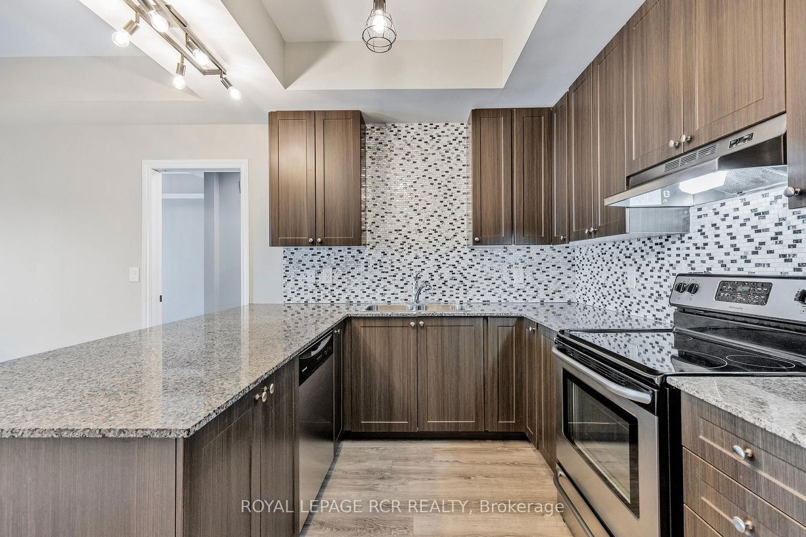 670 Gordon St, unit 408 for sale