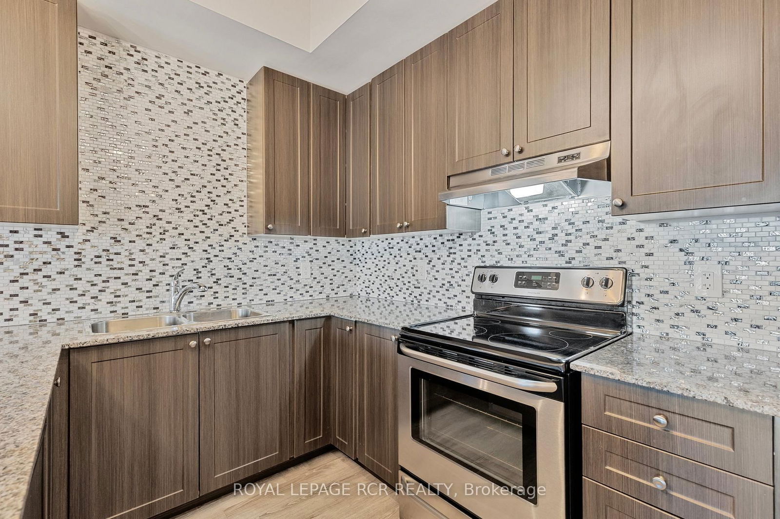 670 Gordon St, unit 408 for sale