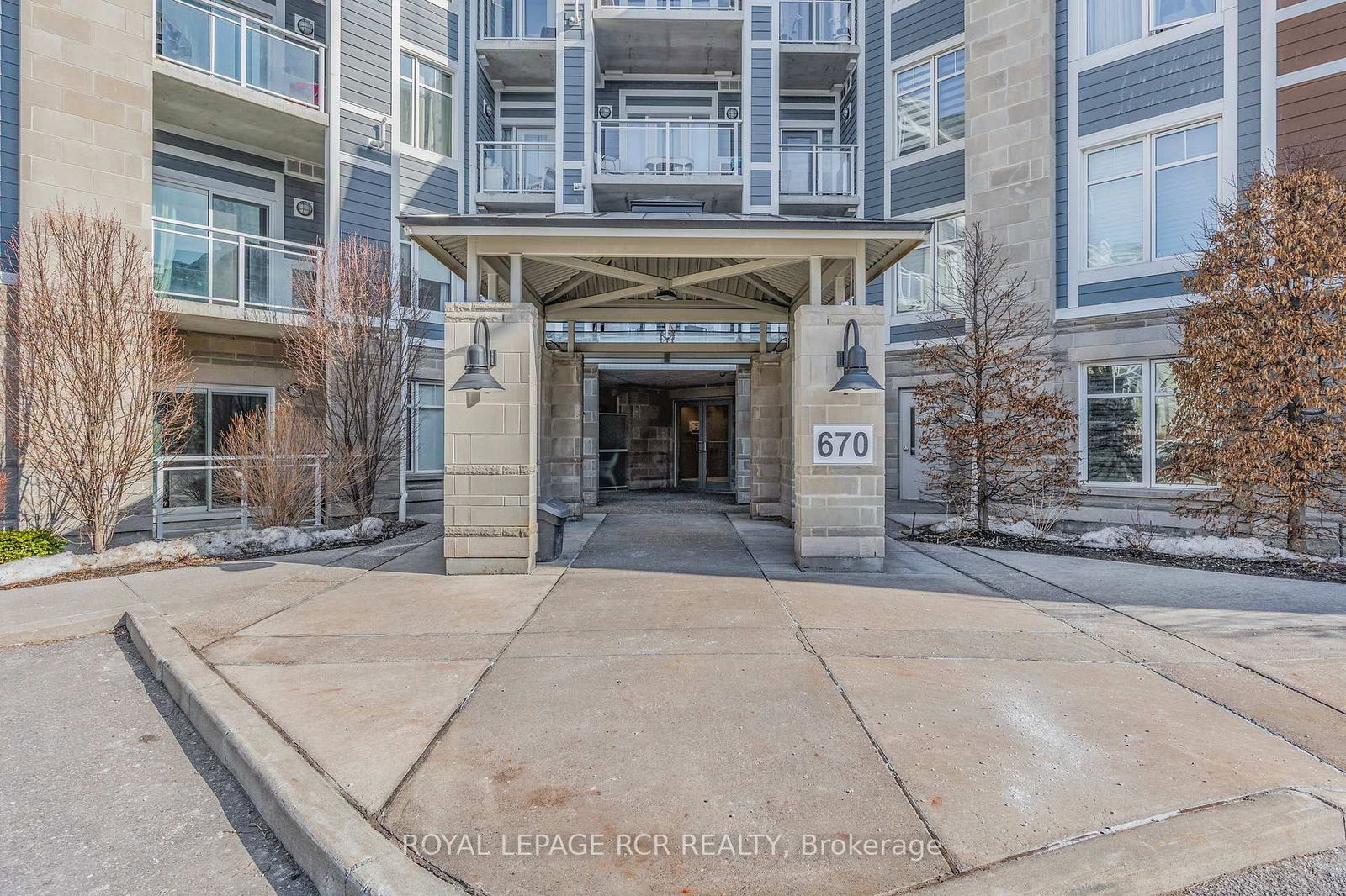 670 Gordon St, unit 408 for sale