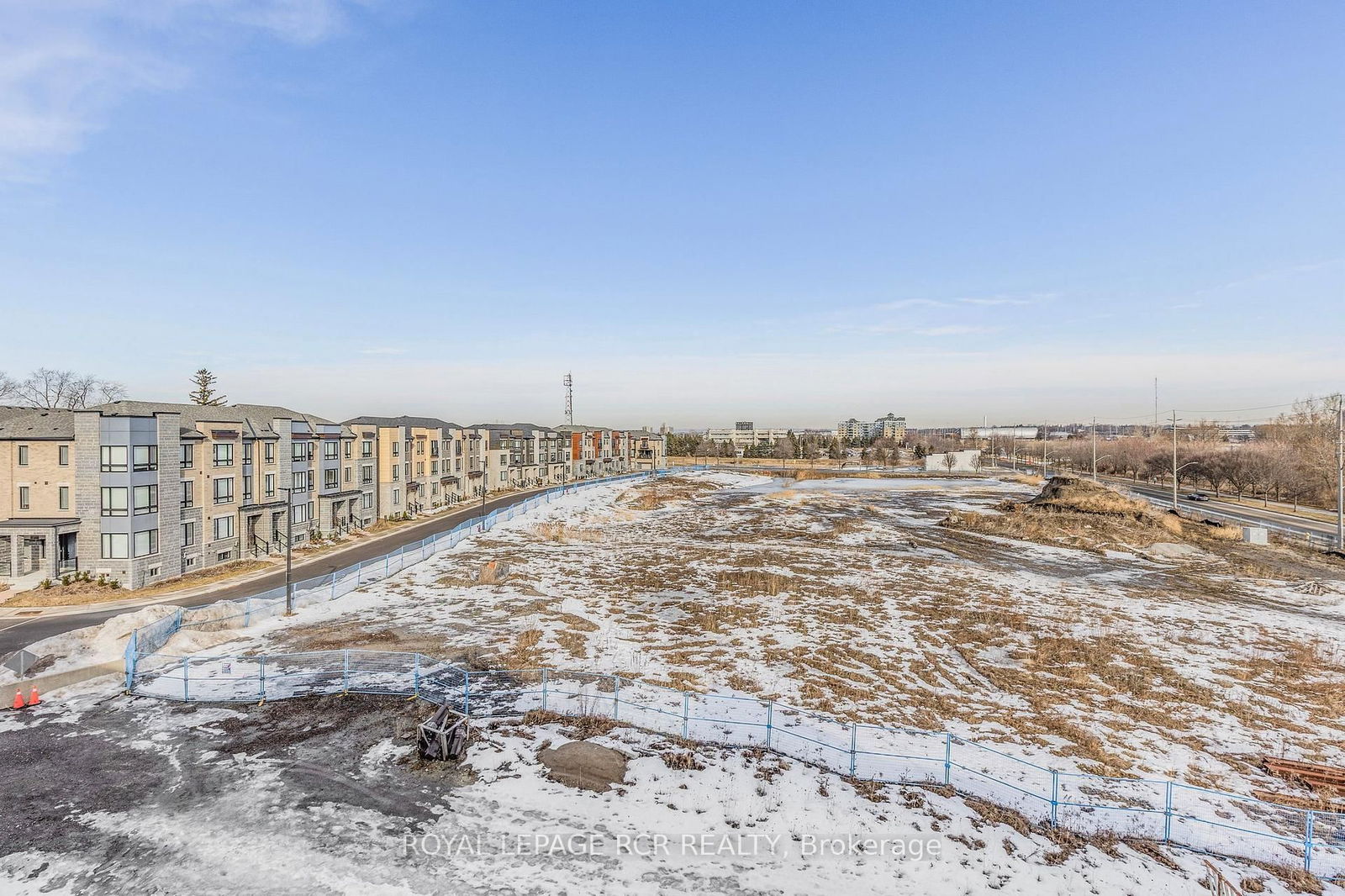 Harbourside Condos, Whitby, Toronto