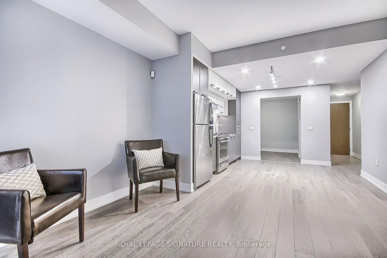 1331 Queen St E, unit 101 for rent