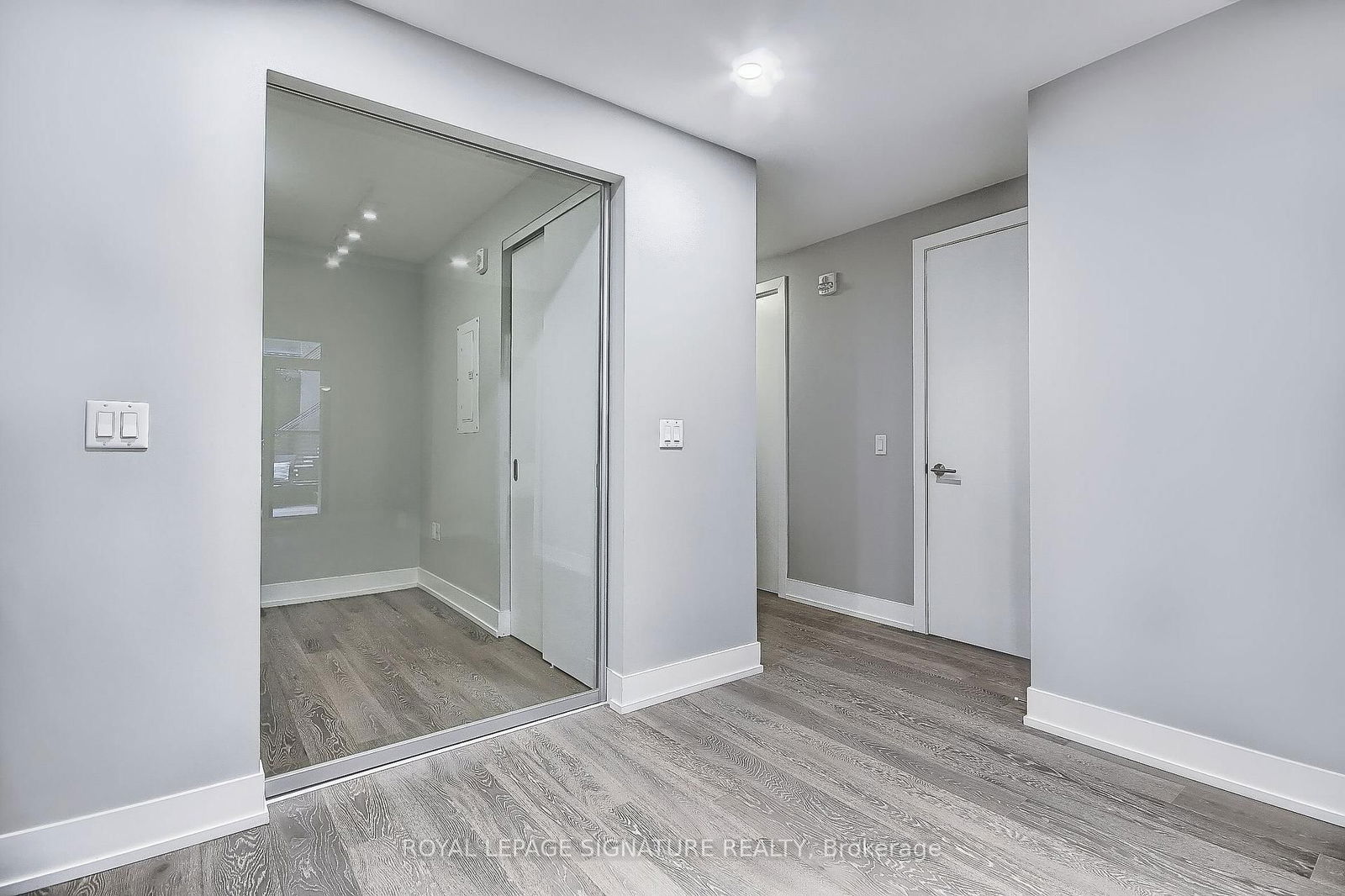 1331 Queen St E, unit 101 for rent