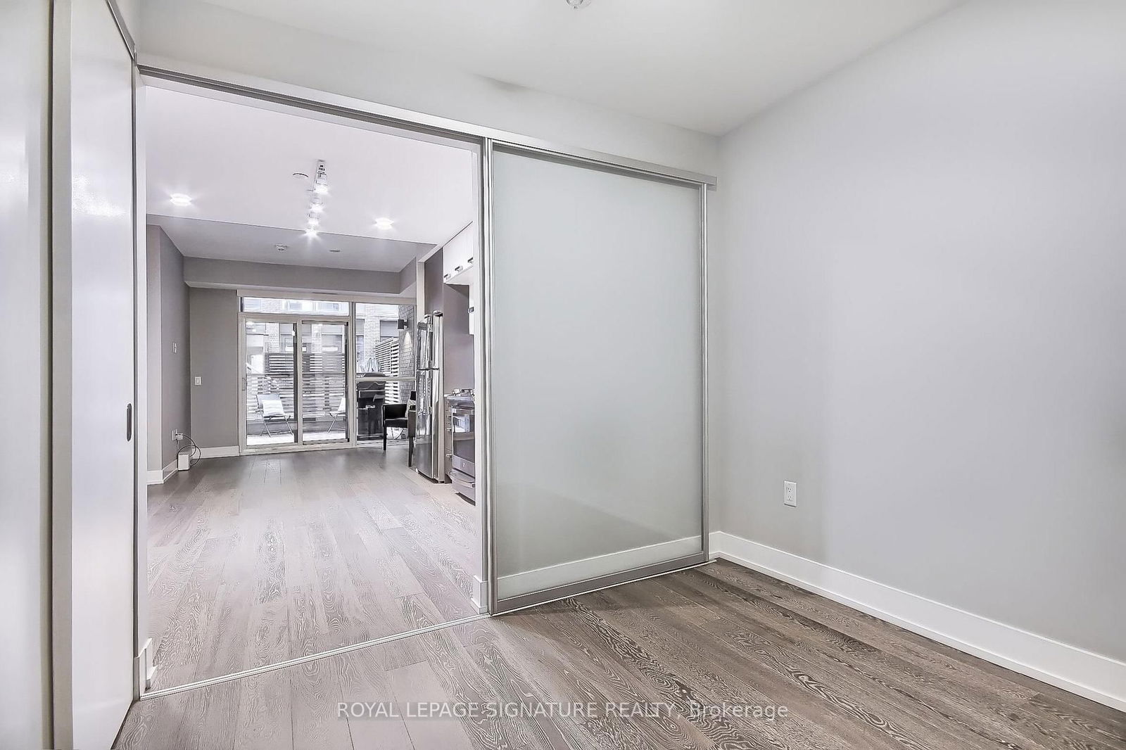 1331 Queen St E, unit 101 for rent