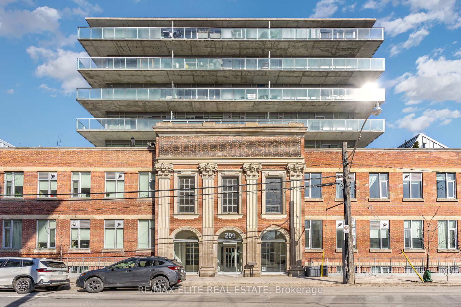 201 Carlaw Ave E, unit 412 for rent