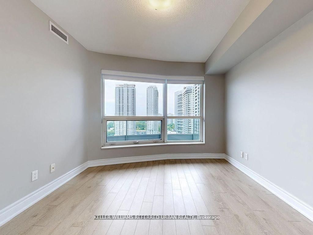 125 Village Green Sq, unit 1609 for sale