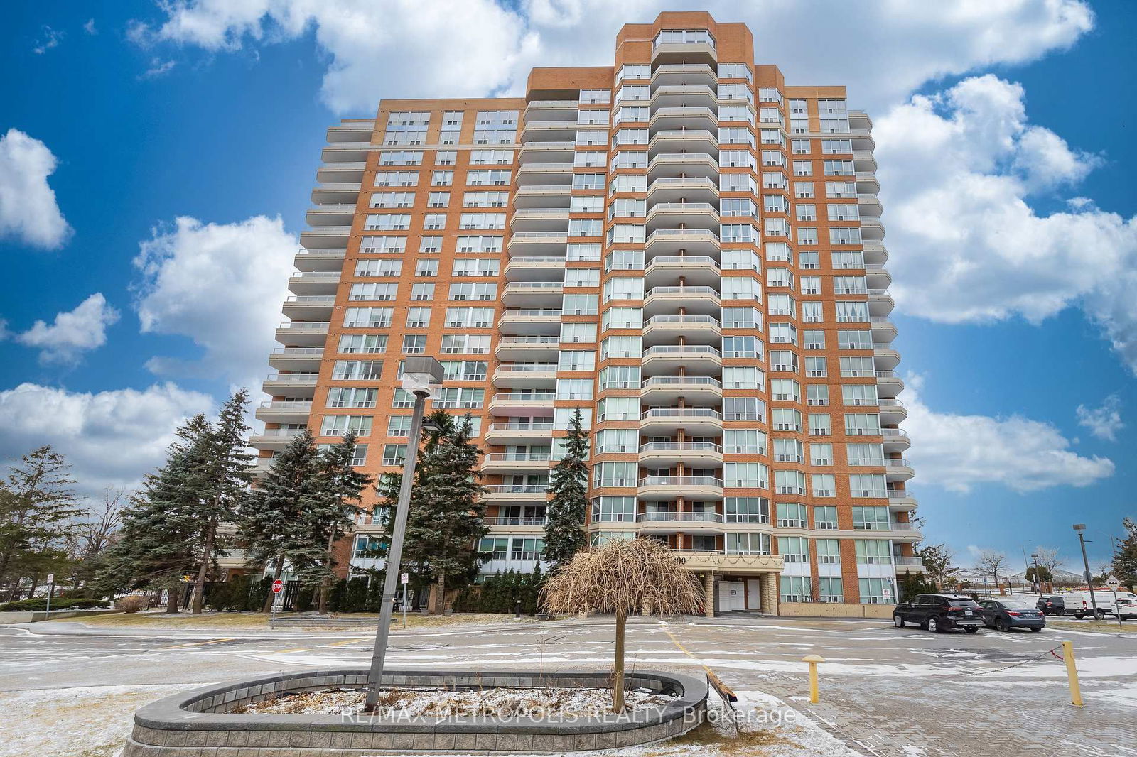 400 Mclevin Ave, unit 1110 for sale