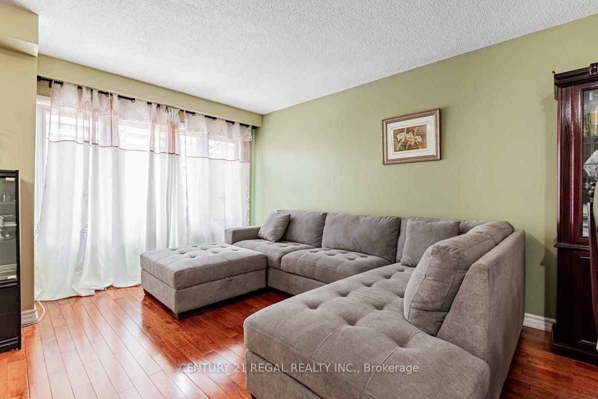 2359 Birchmount Townhouses, Scarborough, Toronto