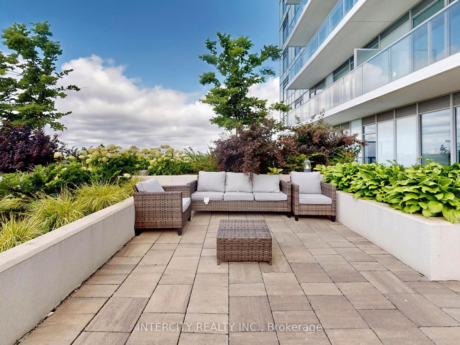 3220 Sheppard Ave E, unit 1810 for sale