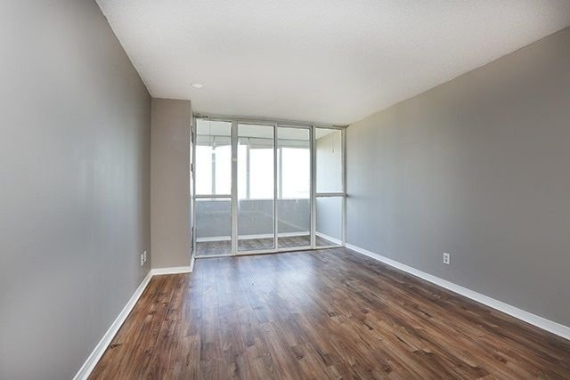 1655 Pickering Pkwy, unit Ph809 for rent - image #6