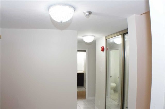1655 Pickering Pkwy, unit 711 for sale - image #6