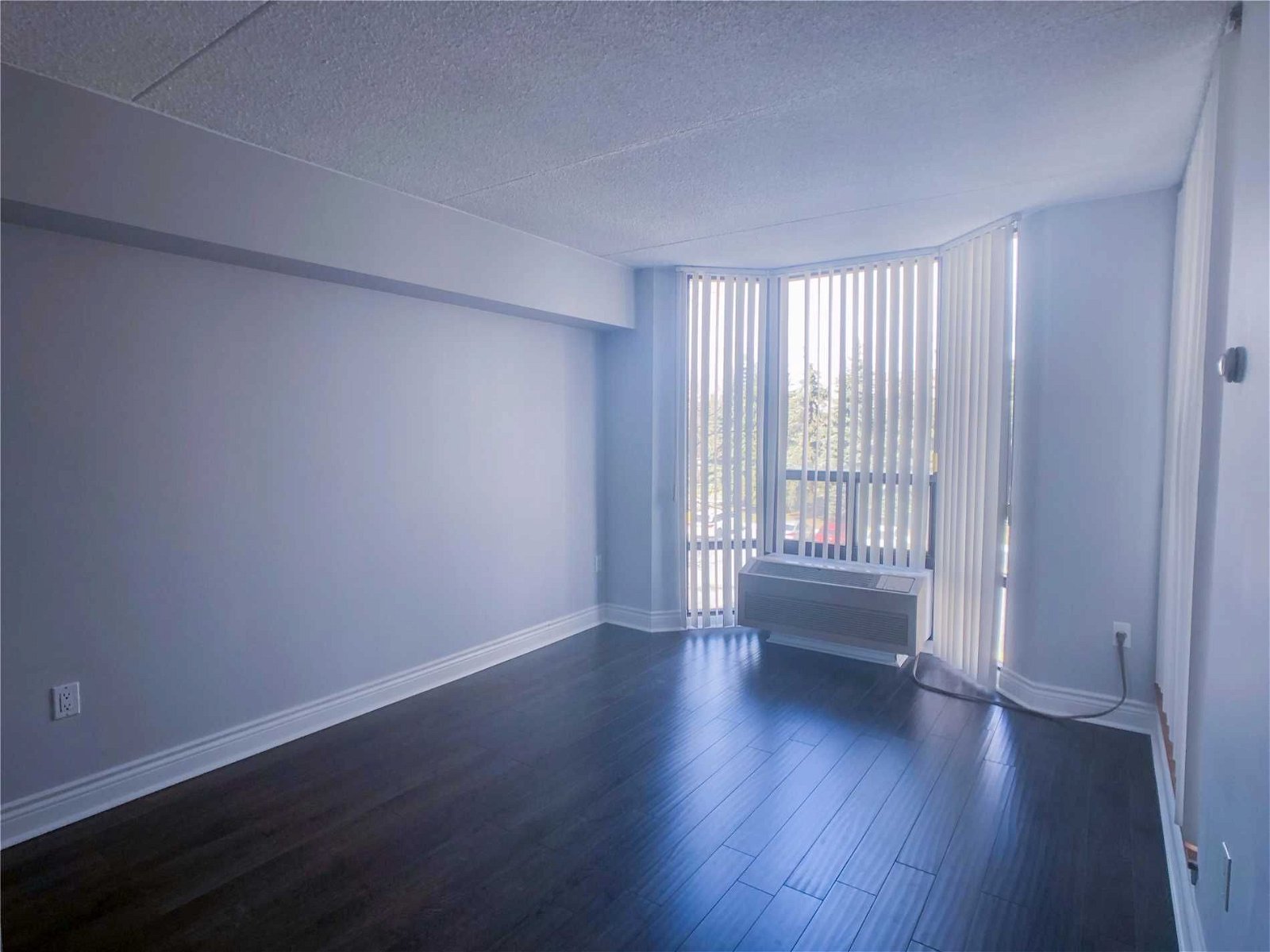 1540 Pickering Pkwy, unit #303 for sale - image #8
