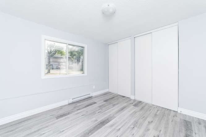61 Hall St, unit 3 for rent - image #8
