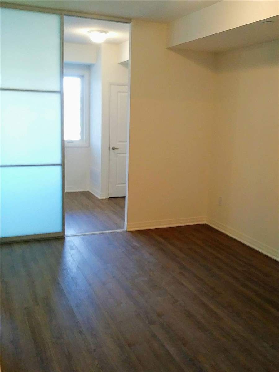 70 Shipway Ave, unit 210 for rent - image #4
