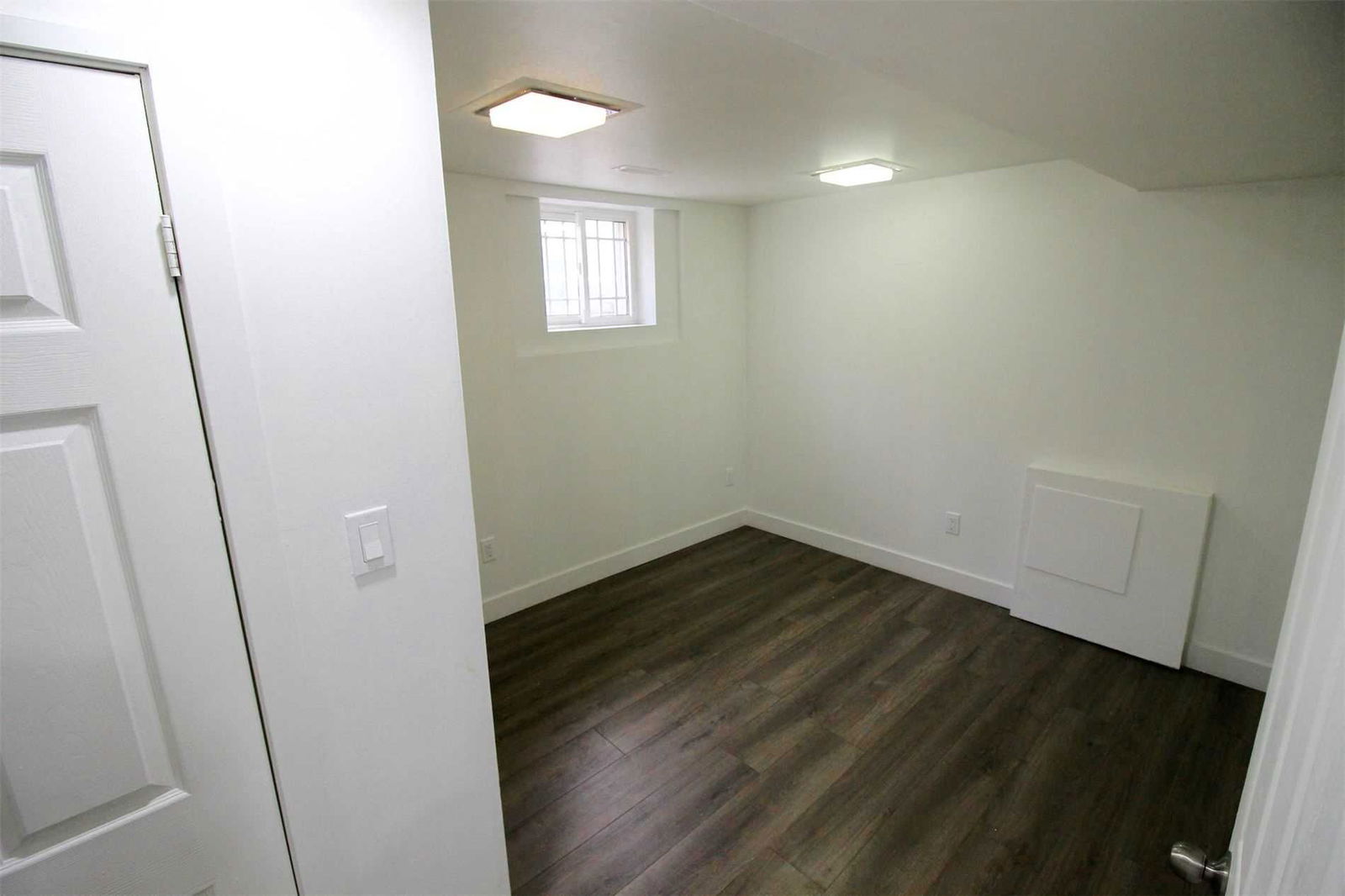 854 Cosburn Ave, unit basement for rent - image #8