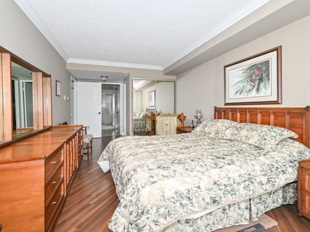 1890 Valley Farm Rd, unit 812 for sale - image #17