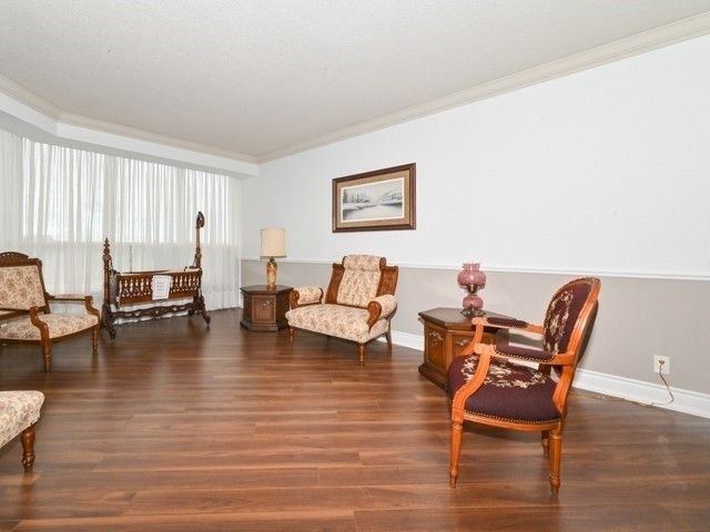 1890 Valley Farm Rd, unit 812 for sale - image #24