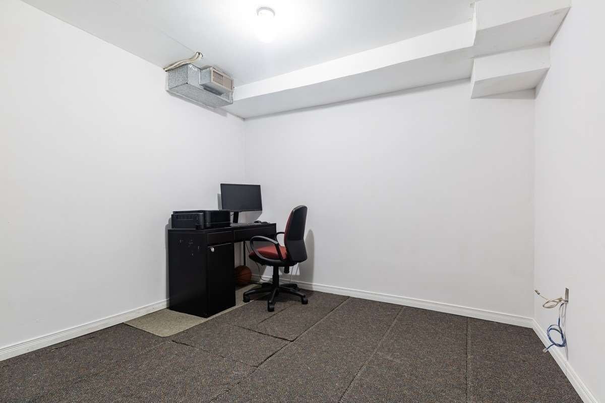 50 Blackwell Ave, unit 36 for sale - image #17