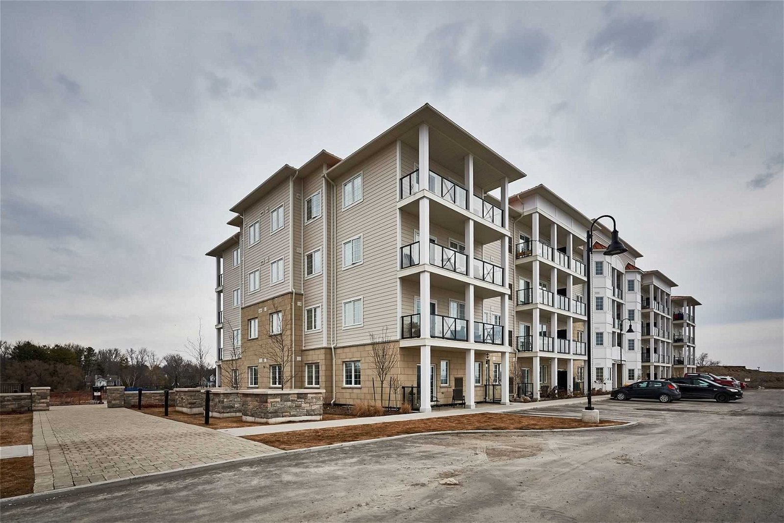 70 Shipway Ave, unit 413 for sale - image #1