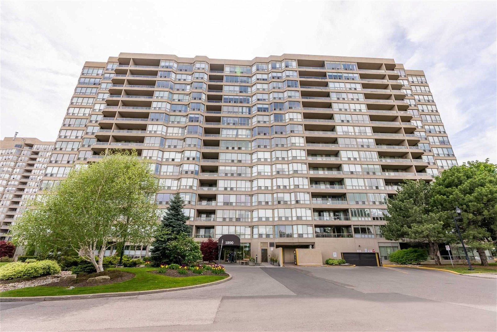 1890 Valley Farm Rd, unit 1505 for sale - image #1