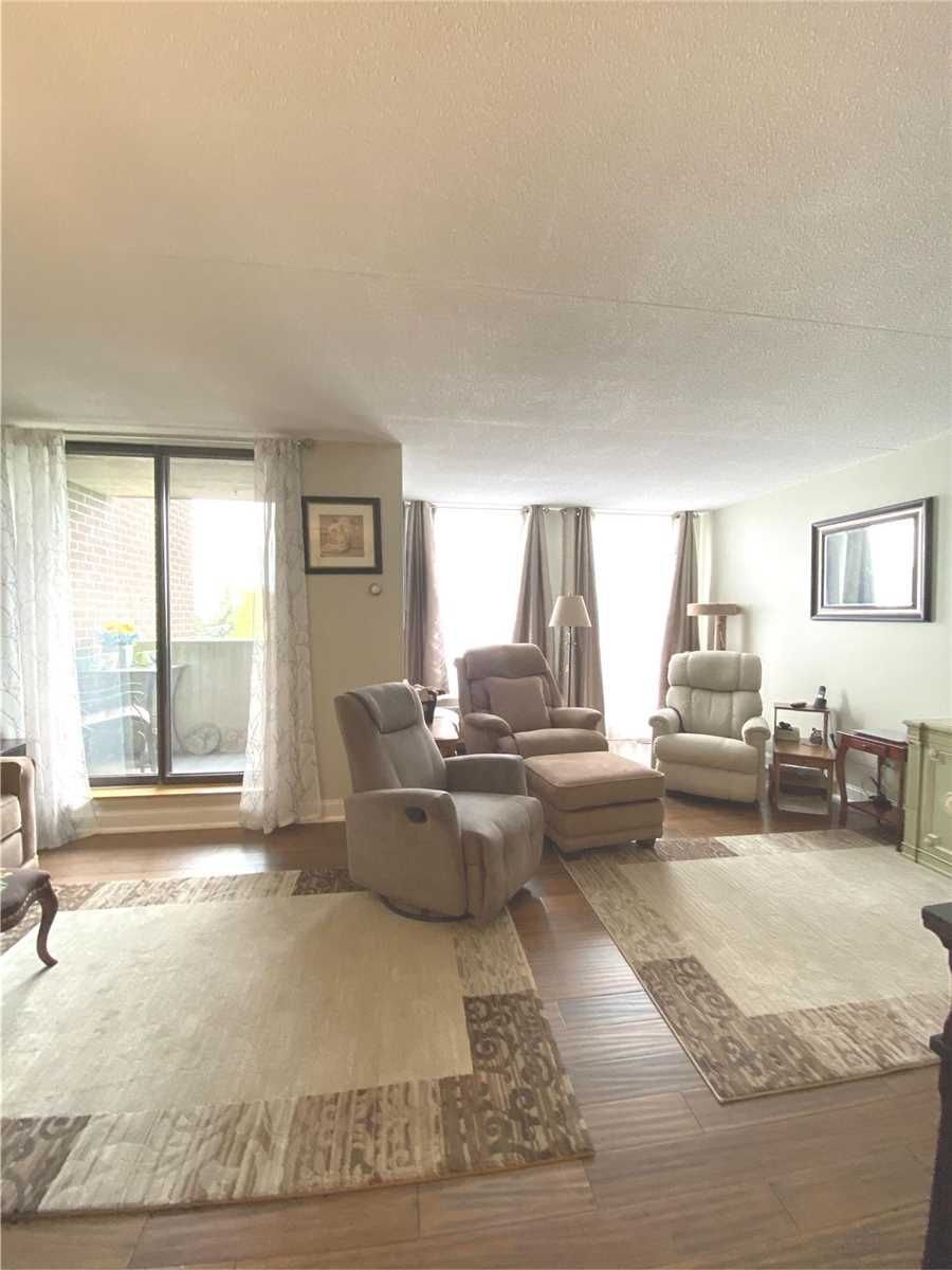 1540 Pickering Pkwy, unit 504 for sale - image #7