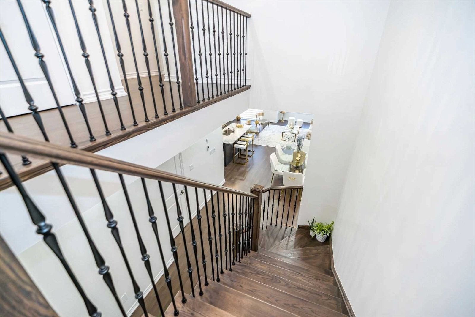 51 Louise Cres for sale  - image #8