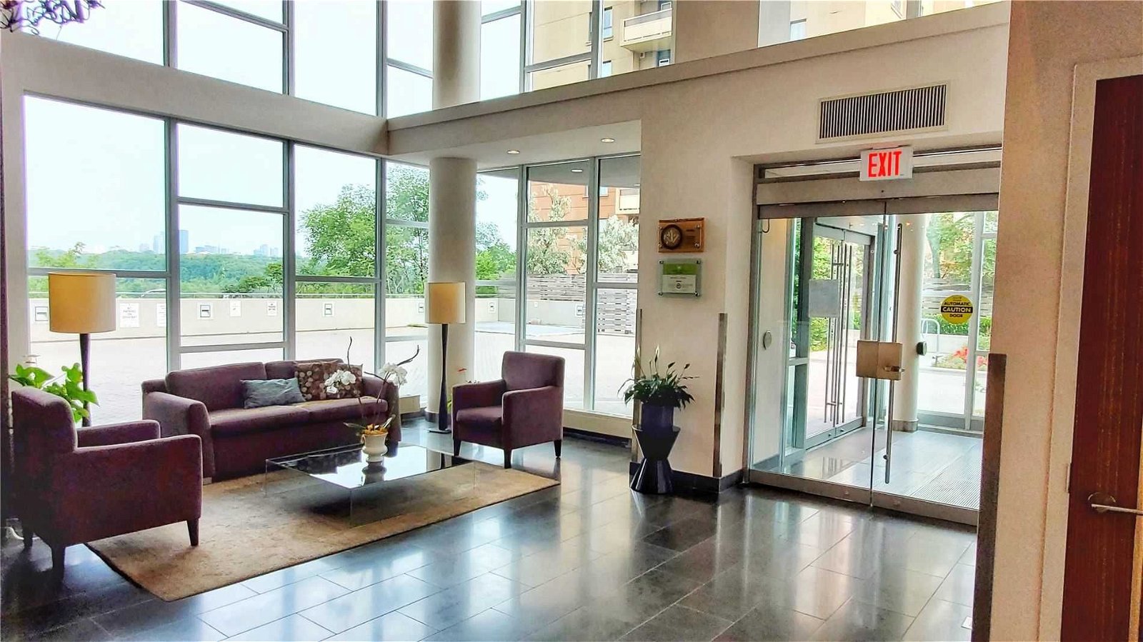 1048 Broadview Ave, unit 303 for sale - image #23