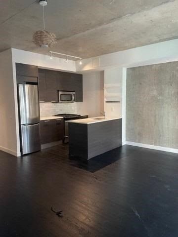 90 Broadview Ave, unit 717 for rent - image #15