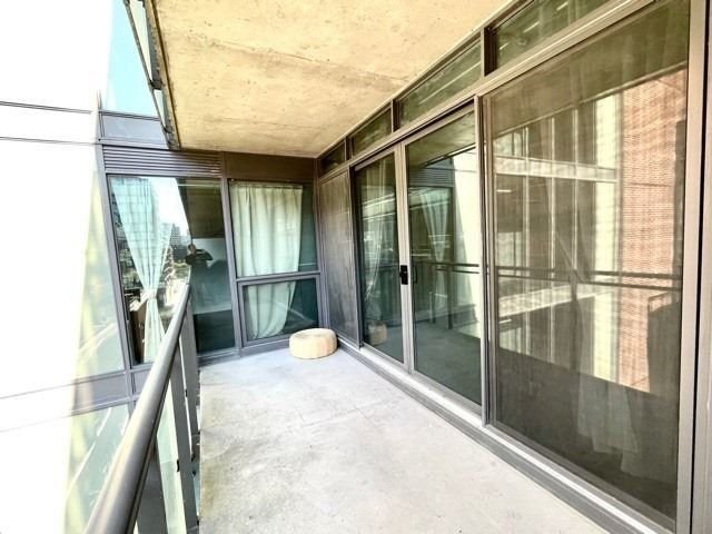 90 Broadview Ave, unit 717 for rent - image #6