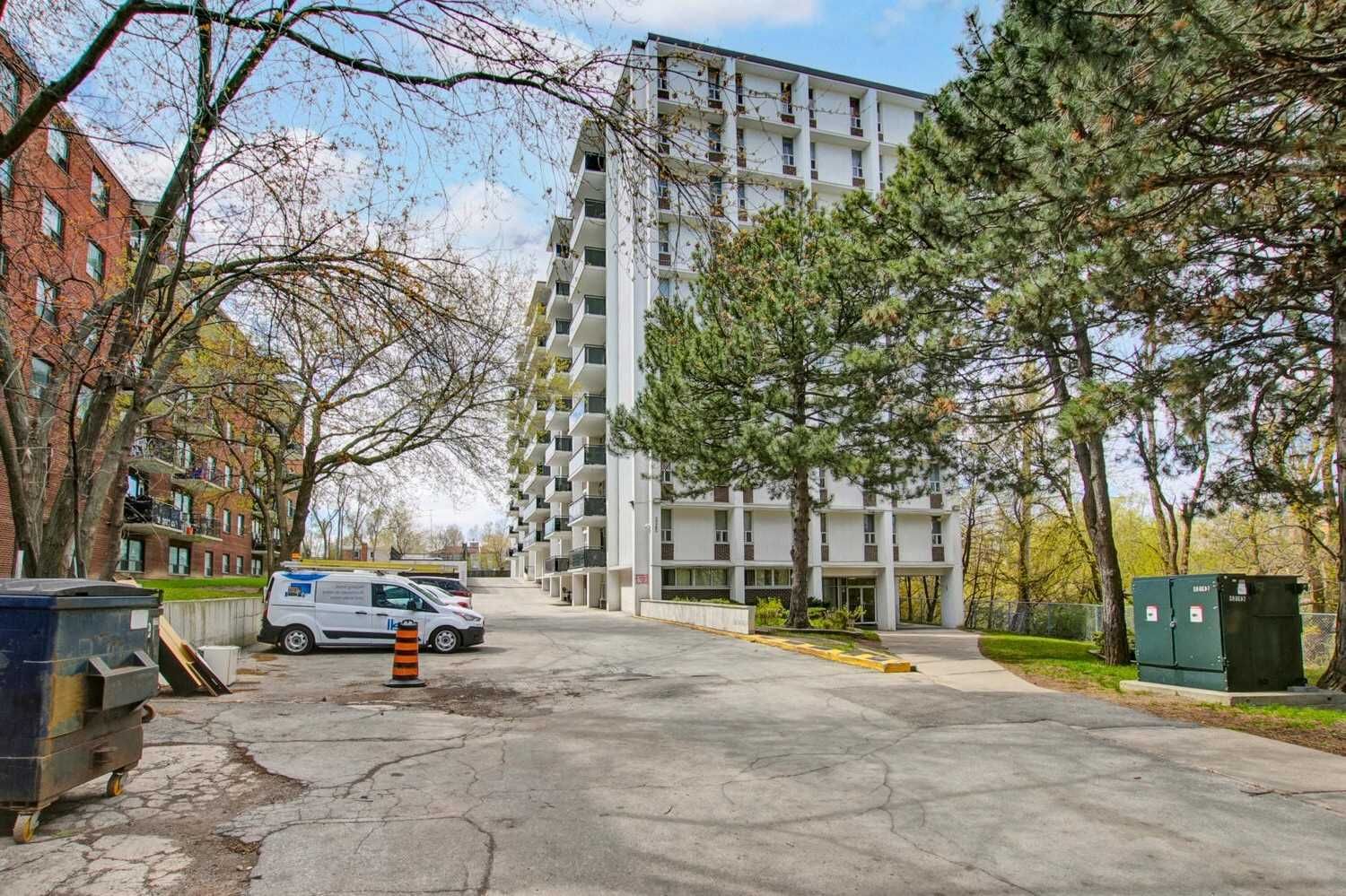 2245 Eglinton Ave E, unit 506 for sale