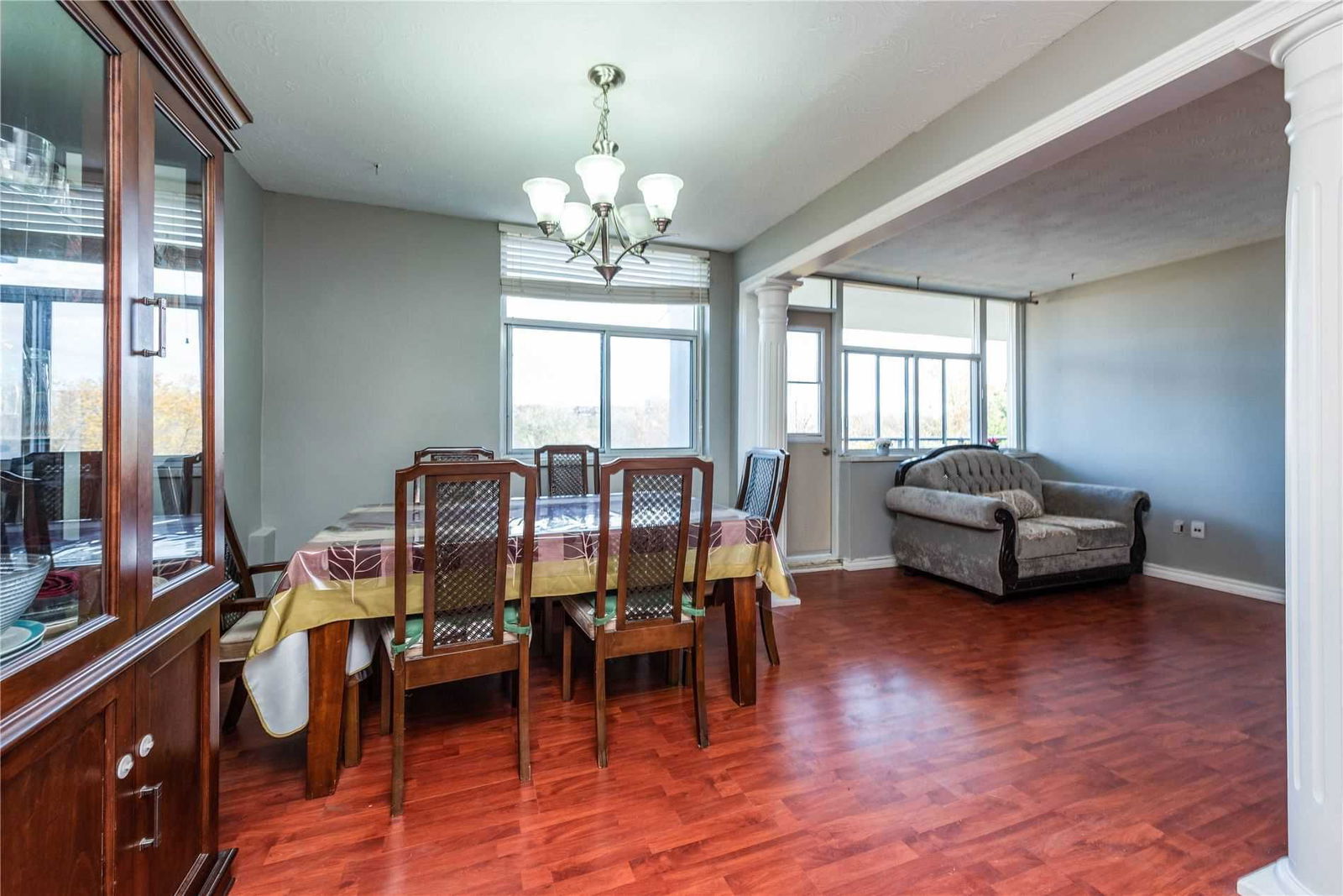 2245 Eglinton Ave E, unit 506 for sale