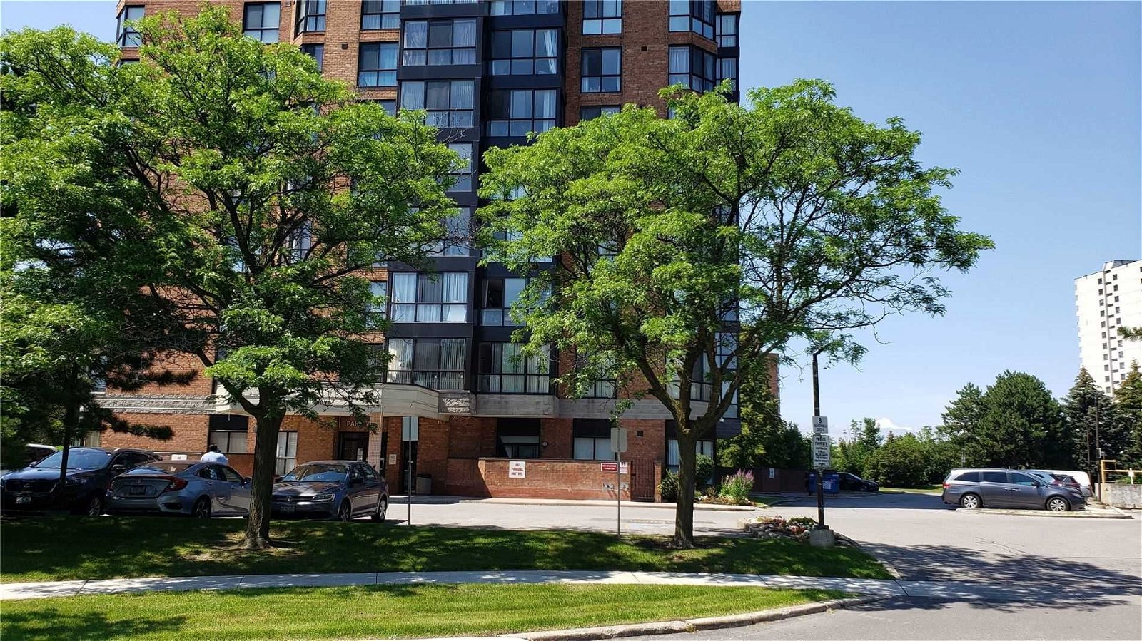 8 Silverbell Grve, unit #1006 for sale - image #17