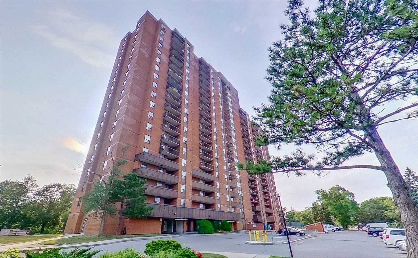 90 Ling Rd, unit 1402 for sale - image #1