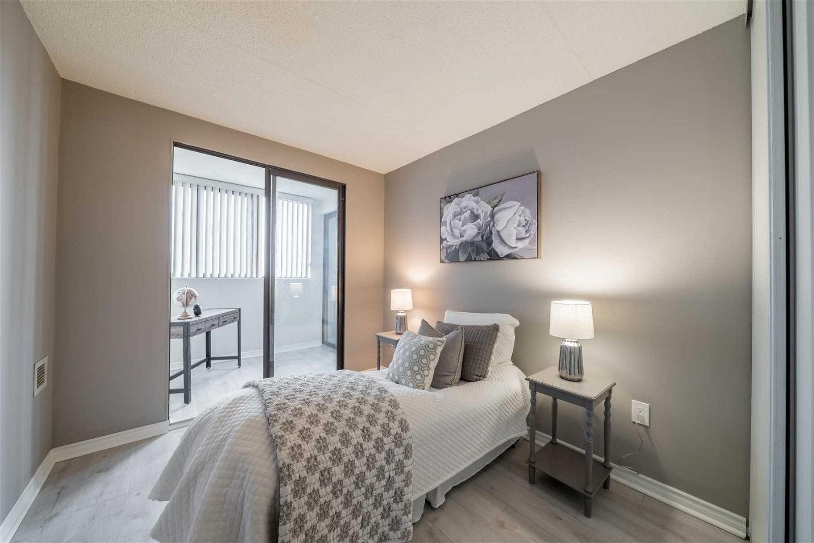 1540 Pickering Pkwy, unit 508 for sale - image #13