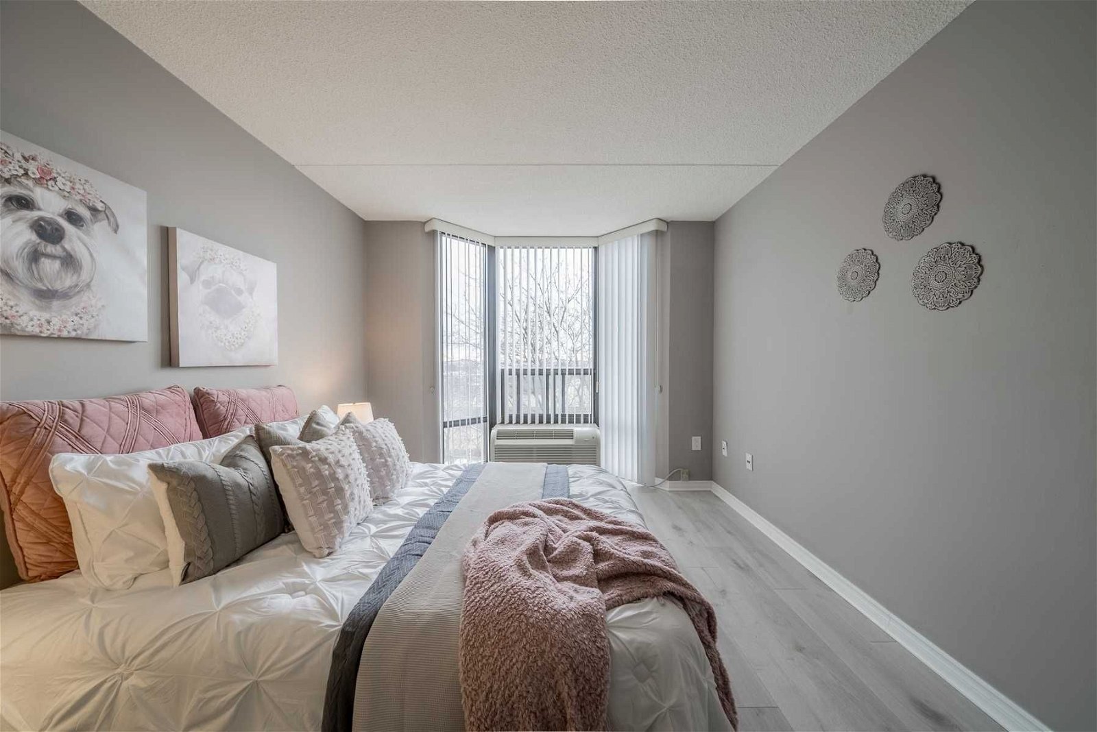 1540 Pickering Pkwy, unit 508 for sale - image #4