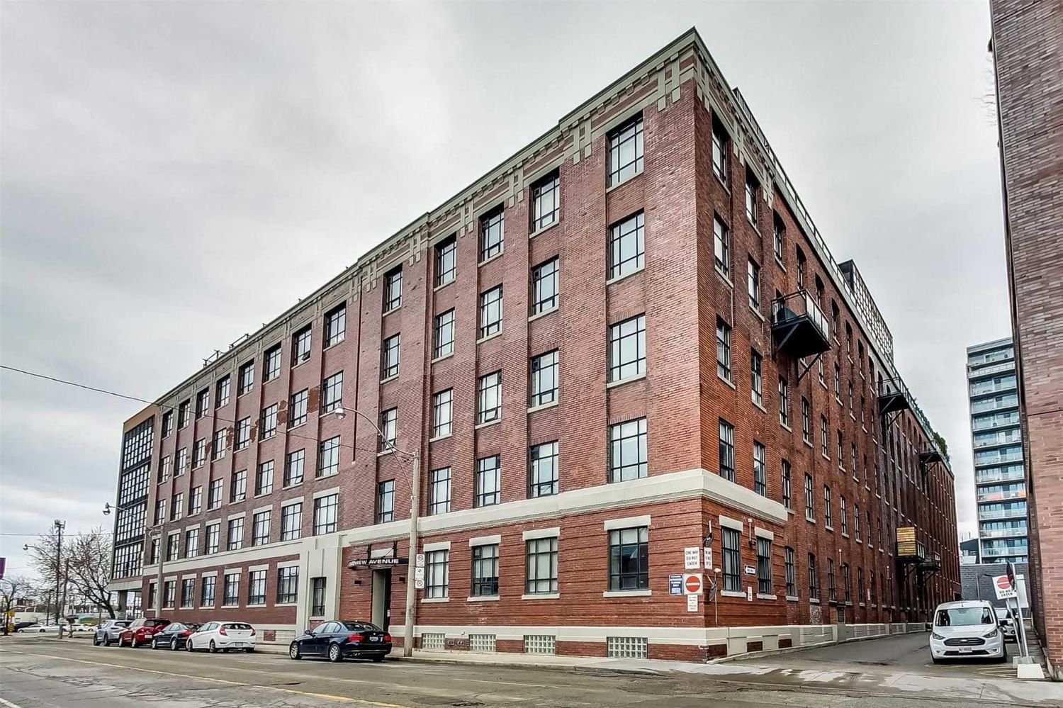 68 Broadview Ave, unit 406 for sale - image #1