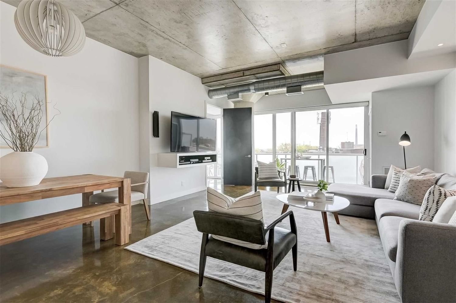 201 Carlaw Ave, unit 507 for sale - image #8