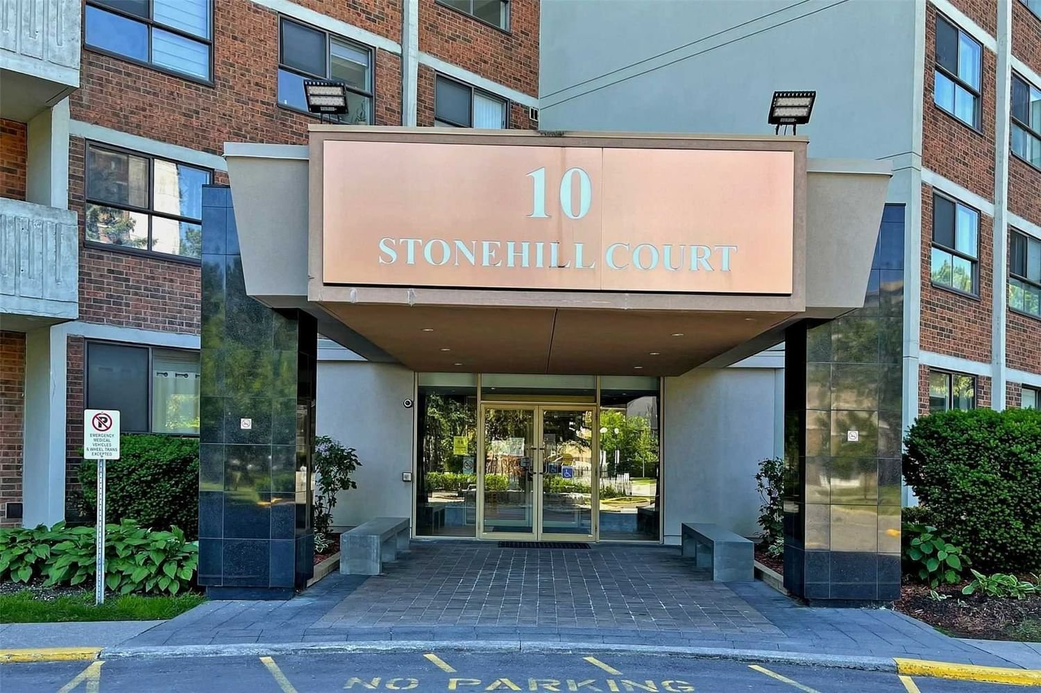 10 Stonehill Crt, unit 403 for sale - image #29