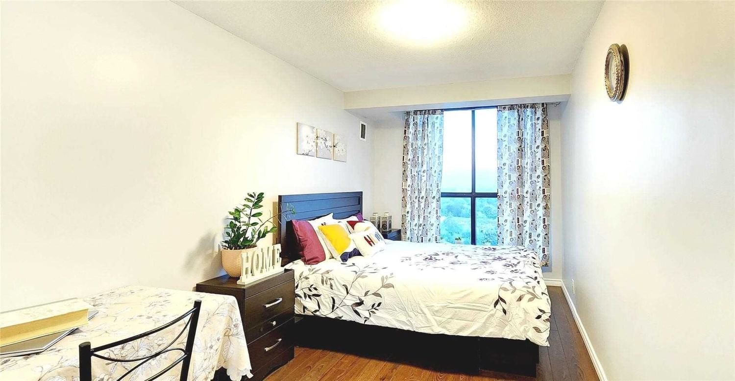 8 Silver Bell Grve, unit 1003 for sale - image #12